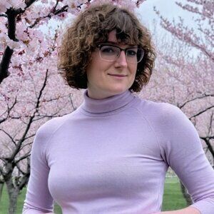 Meet your Posher, Suzie